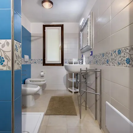 Guesthost - Villino Stella *